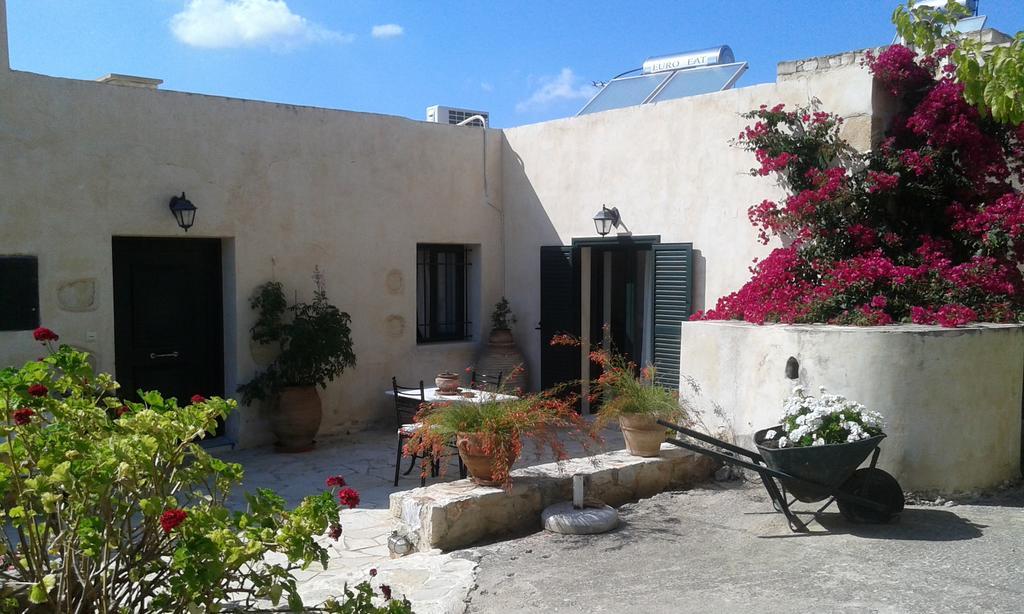 Vila Petra & Elia Megala Chorafia Exteriér fotografie